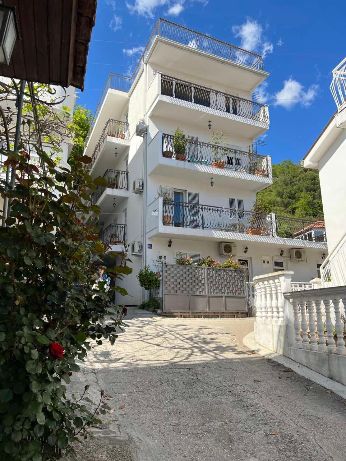 Fortunella Apartments Herceg Novi Bagian luar foto